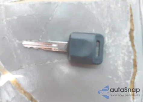 2005 Nissan Altima 2.5 S from USA, damaged, VIN 1N4AL11D35N438529